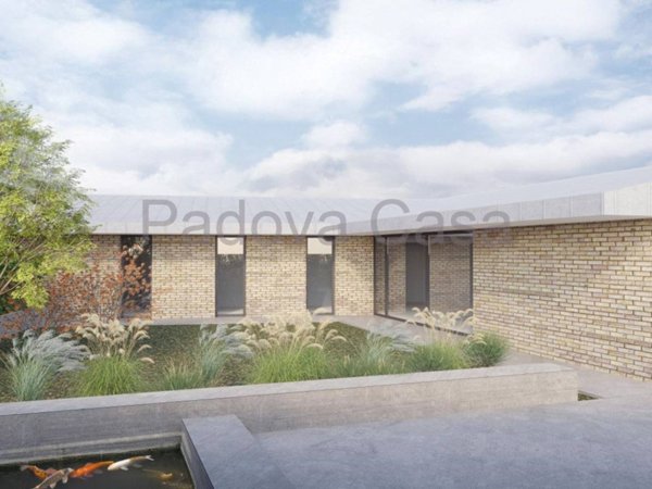 casa indipendente in vendita a Padova in zona Arcella