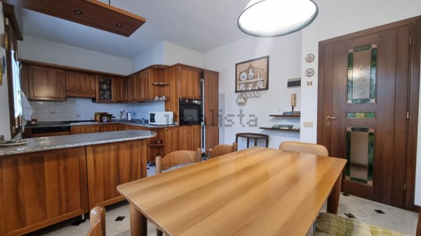 casa indipendente in vendita a Padova in zona Arcella