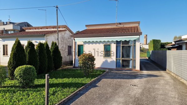 casa indipendente in vendita a Padova in zona Centro Storico