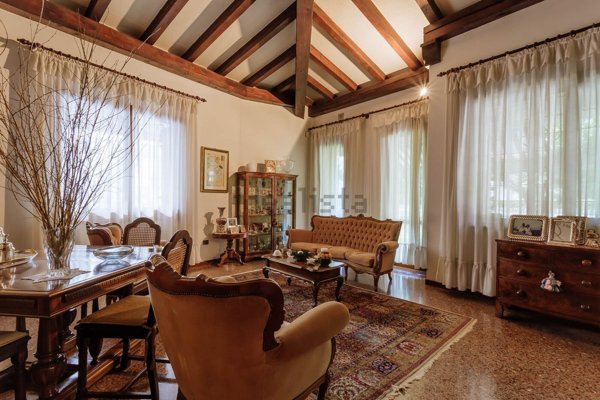 casa indipendente in vendita a Padova in zona Madonna Pellegrina