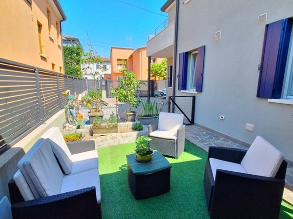 casa indipendente in vendita a Padova in zona Montà