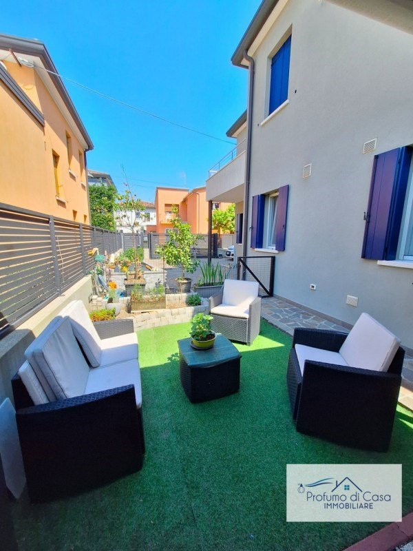 casa indipendente in vendita a Padova in zona Montà