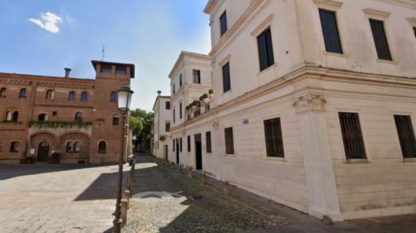appartamento in vendita a Padova in zona Centro Storico