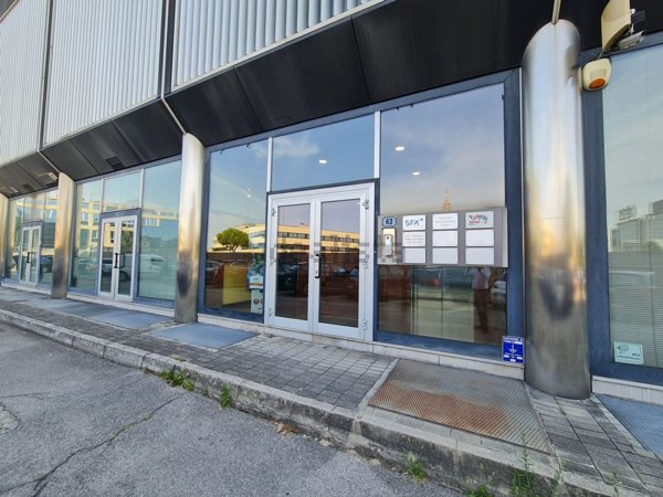 ufficio in vendita a Padova in zona San Lazzaro