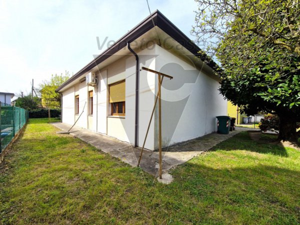 casa indipendente in vendita a Padova in zona Camin / Granze
