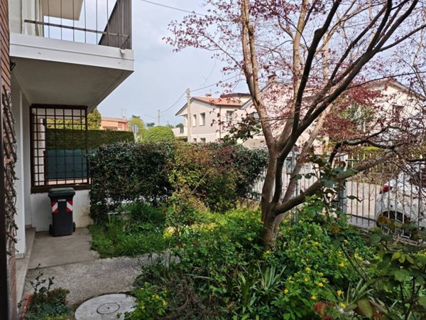 casa indipendente in vendita a Padova in zona Armistizio