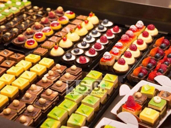 negozio in vendita a Padova in zona Savonarola