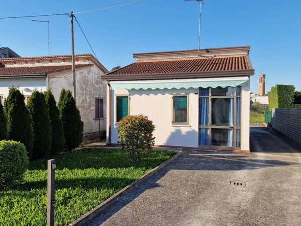 casa indipendente in vendita a Padova in zona Centro Storico