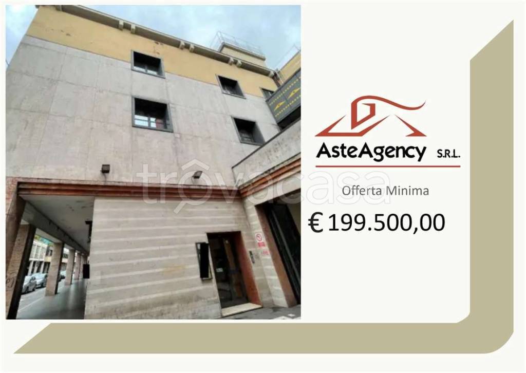 ufficio in vendita a Padova