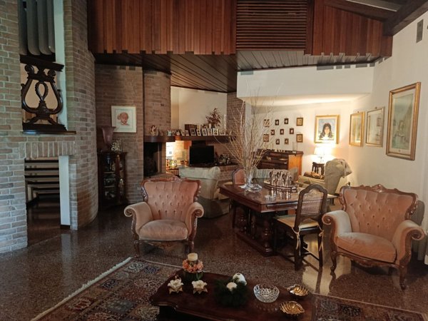 casa indipendente in vendita a Padova in zona Madonna Pellegrina