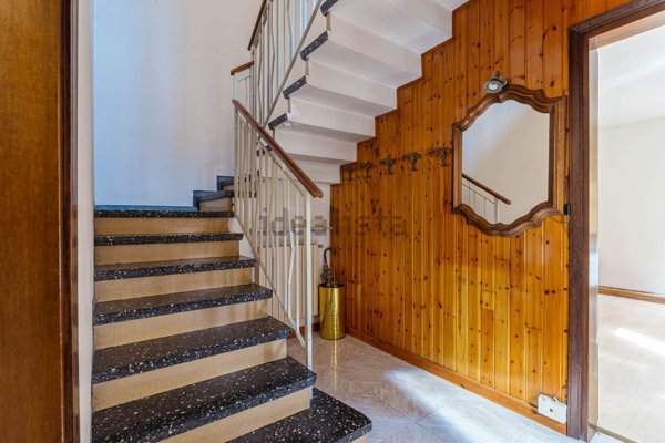 casa indipendente in vendita a Padova in zona Sant'Osvaldo / Santa Rita