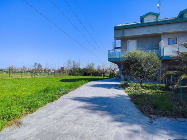 casa indipendente in vendita a Padova in zona Santa Croce