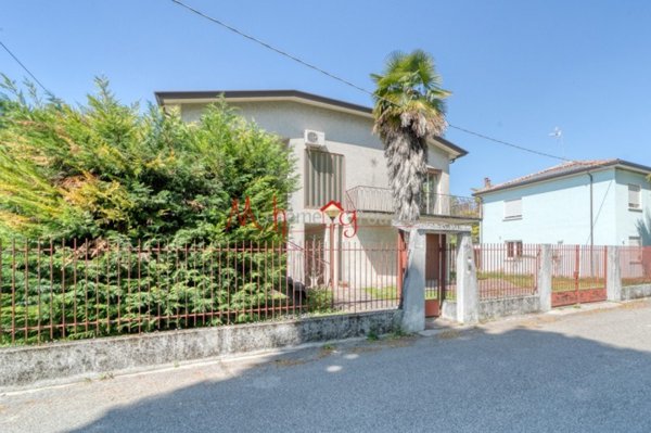 casa indipendente in vendita a Padova in zona Camin / Granze