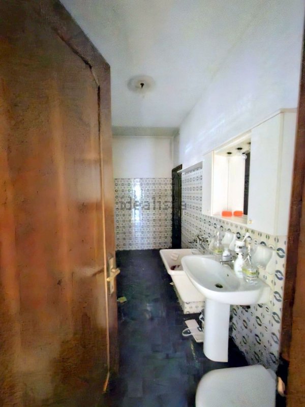 negozio in vendita a Padova in zona Mandria