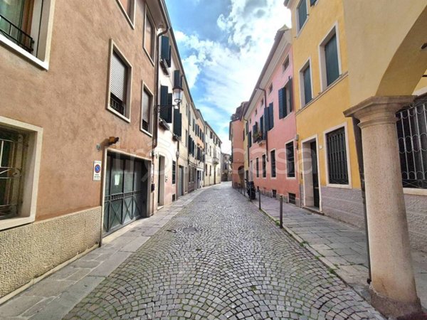 ufficio in vendita a Padova in zona Centro Storico