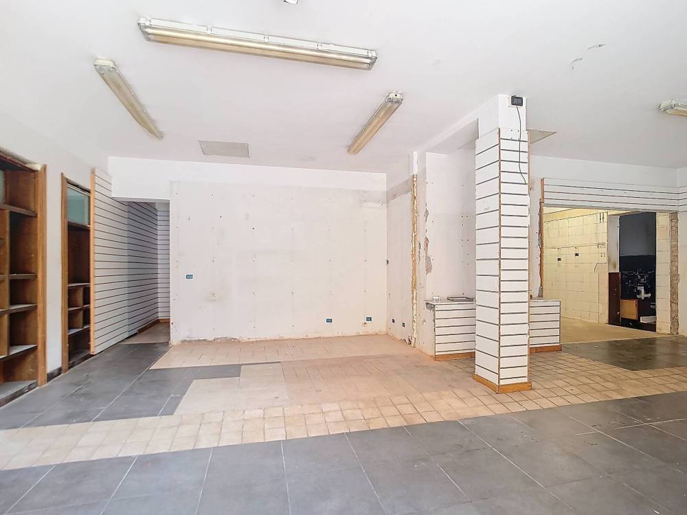 negozio in vendita a Padova in zona Centro Storico