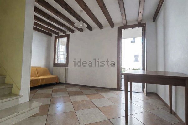 appartamento in vendita a Padova in zona Portello