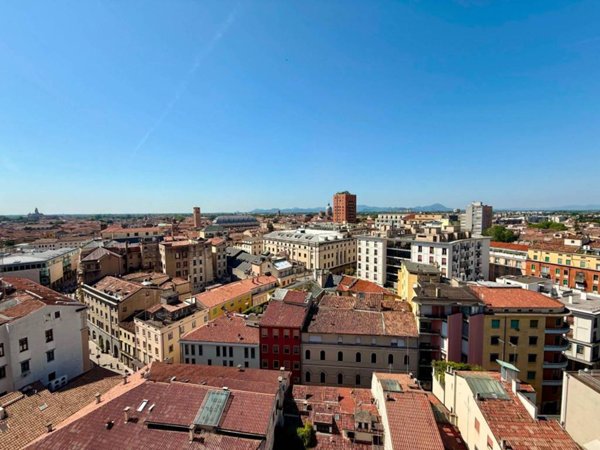 ufficio in vendita a Padova in zona Savonarola