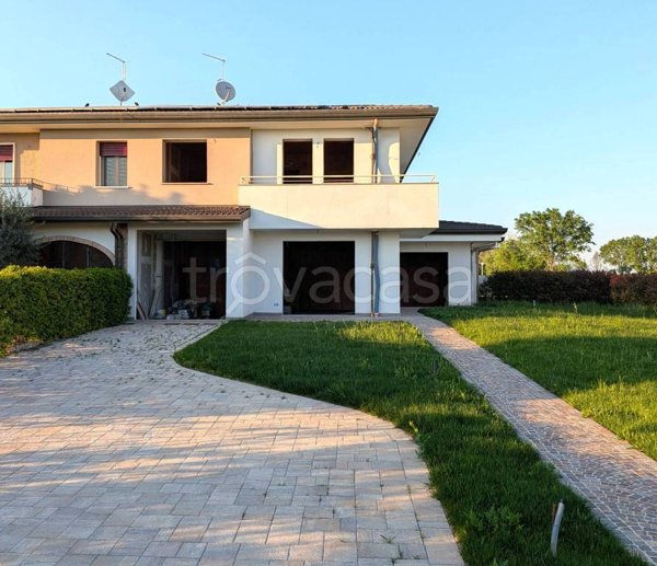 casa indipendente in vendita a Padova in zona Mandria