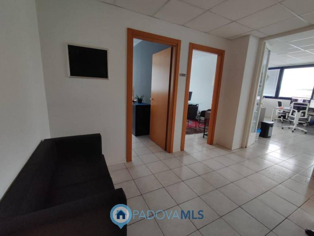 ufficio in vendita a Padova in zona Pio X
