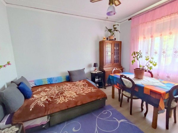 casa indipendente in vendita a Padova in zona Arcella