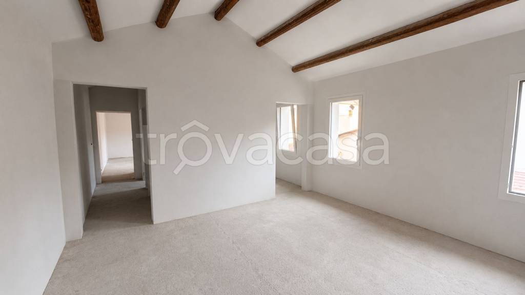 appartamento in vendita a Padova in zona San Carlo