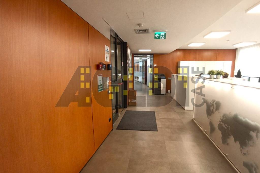 ufficio in vendita a Padova in zona Stanga