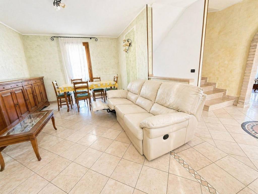 casa indipendente in vendita a Padova in zona Guizza