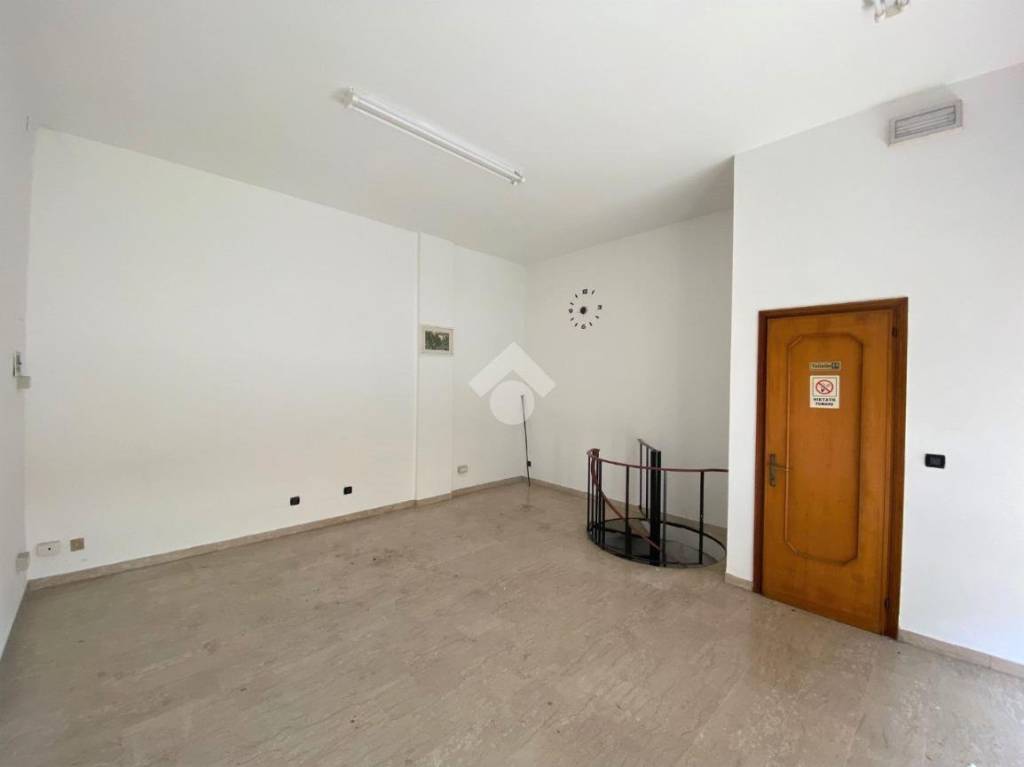 negozio in vendita a Padova in zona Brentelle