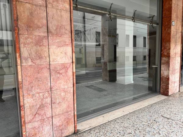 negozio in vendita a Padova in zona Savonarola