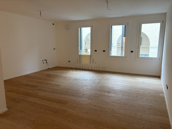 appartamento in vendita a Padova in zona Savonarola