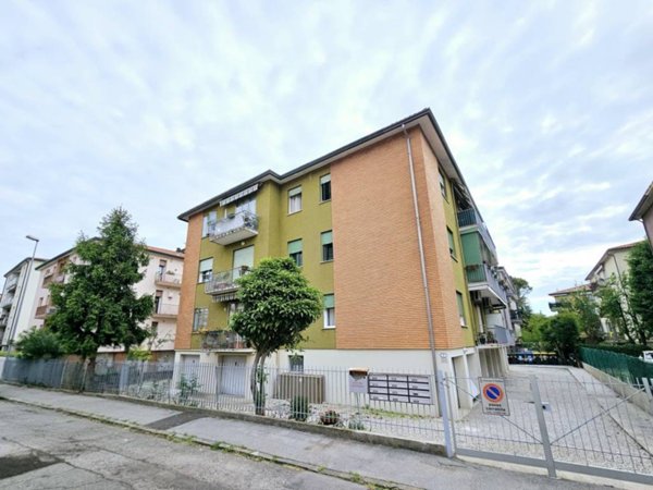 appartamento in vendita a Padova in zona Guizza