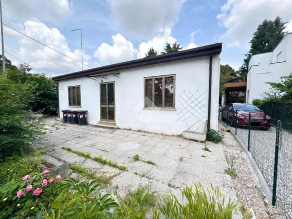 casa indipendente in vendita a Padova in zona Guizza