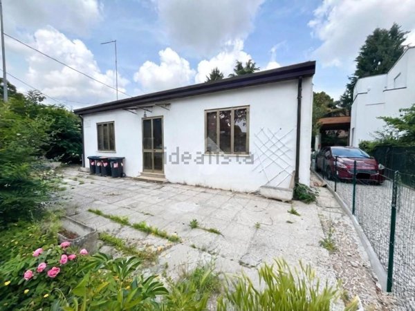casa indipendente in vendita a Padova