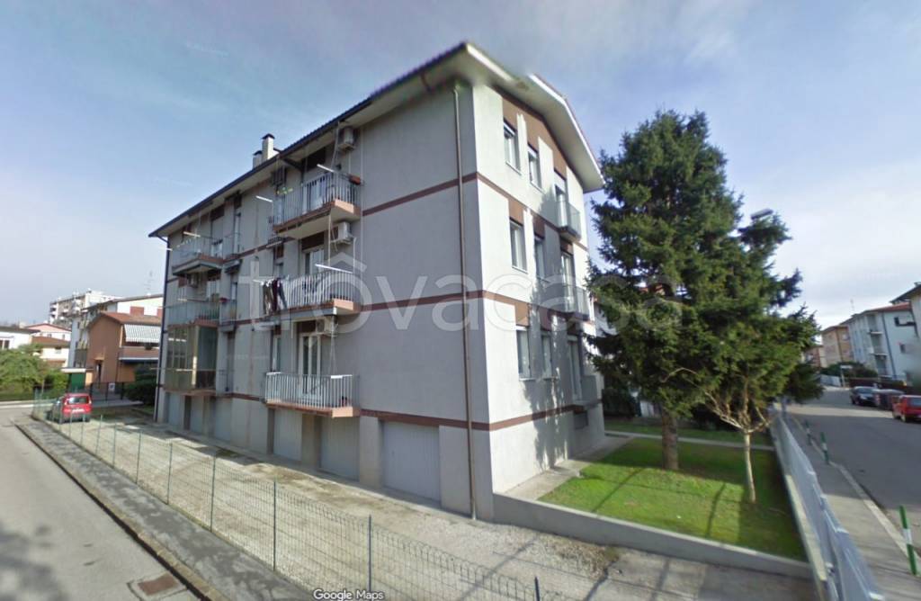 appartamento in vendita a Padova in zona Guizza
