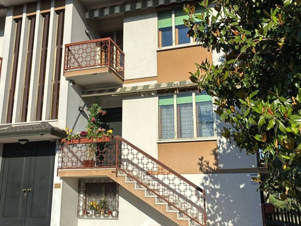 casa indipendente in vendita a Padova in zona Guizza