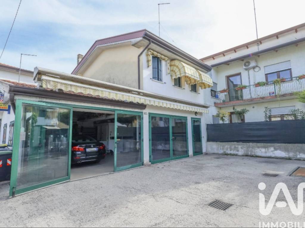 casa indipendente in vendita a Padova in zona Camin / Granze
