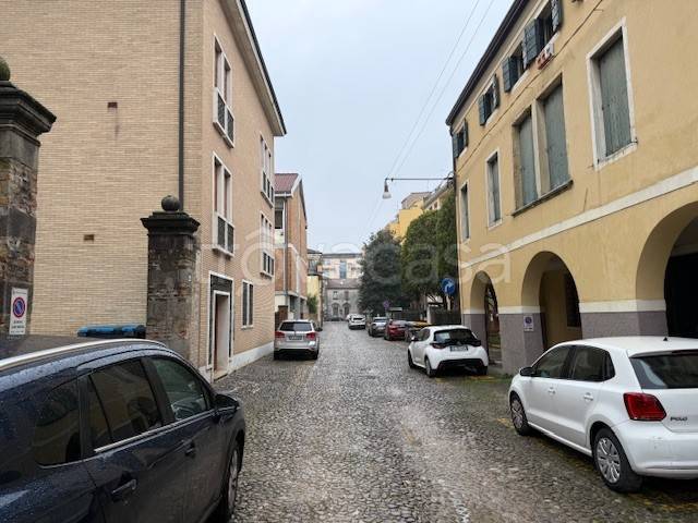 casa indipendente in vendita a Padova in zona Portello