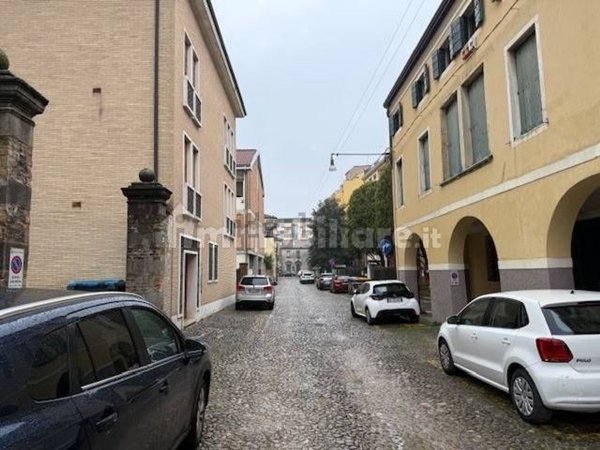 casa indipendente in vendita a Padova in zona Portello