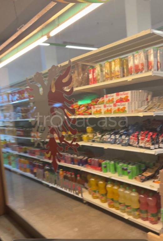 negozio in vendita a Padova in zona Arcella