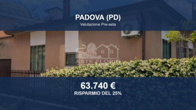 casa indipendente in vendita a Padova in zona Arcella
