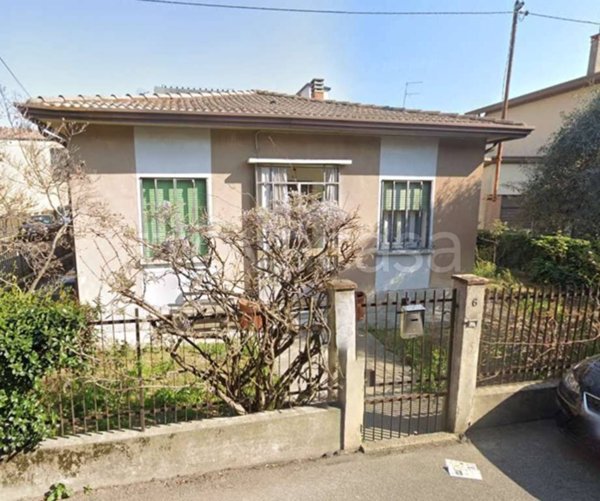 casa indipendente in vendita a Padova in zona Arcella