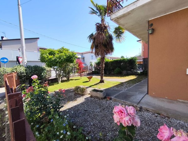 casa indipendente in vendita a Padova in zona Guizza