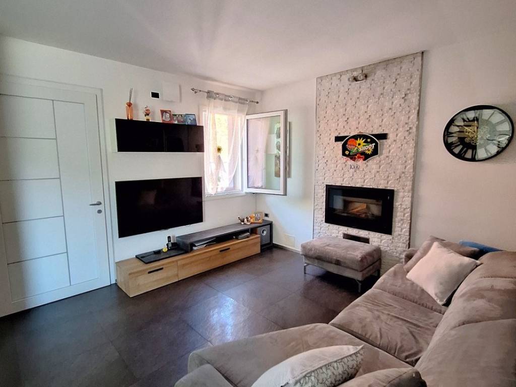 casa indipendente in vendita a Padova in zona Altichiero