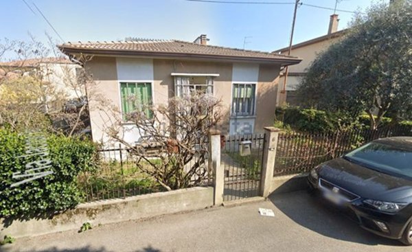casa indipendente in vendita a Padova in zona Arcella