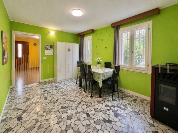 casa indipendente in vendita a Padova in zona Ponte di Brenta