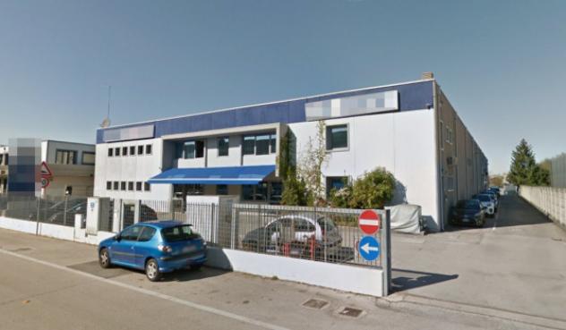 locale commerciale in vendita a Padova in zona Olmo
