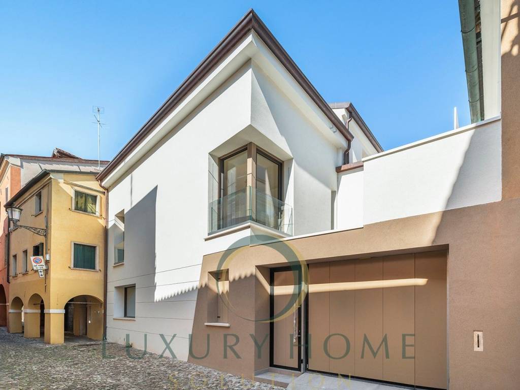 casa indipendente in vendita a Padova in zona Centro Storico