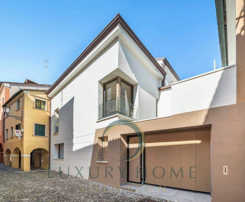 casa indipendente in vendita a Padova in zona Centro Storico