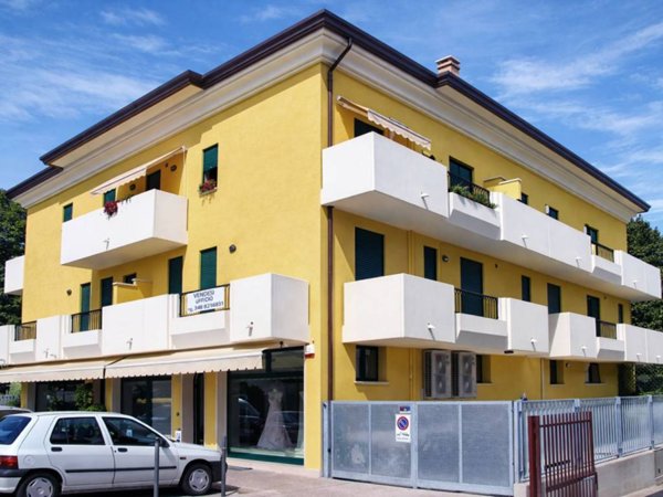 ufficio in vendita a Padova in zona Mandria